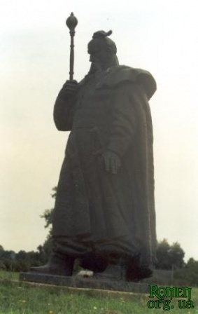 Памятник Колнышевскому 2
