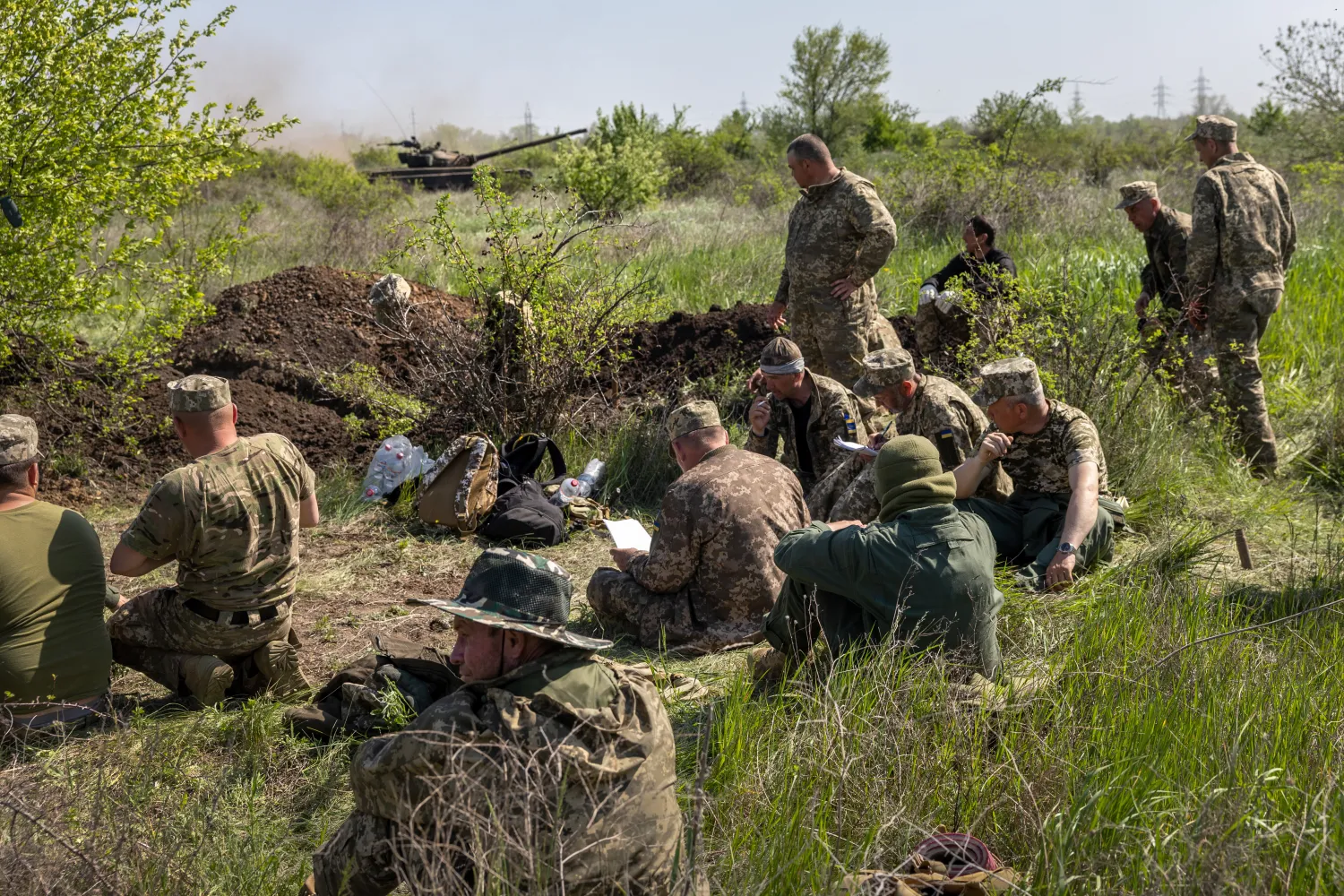 Взвод скільки чоловік